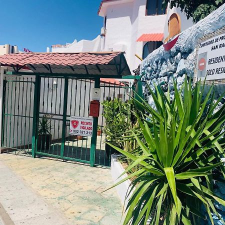 Triplex Young Fantasy Apartment Playa de las Americas  Ngoại thất bức ảnh